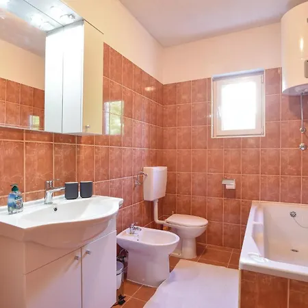 Two-bedroom In Feriehus