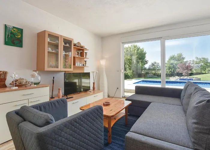 Two-bedroom In 신